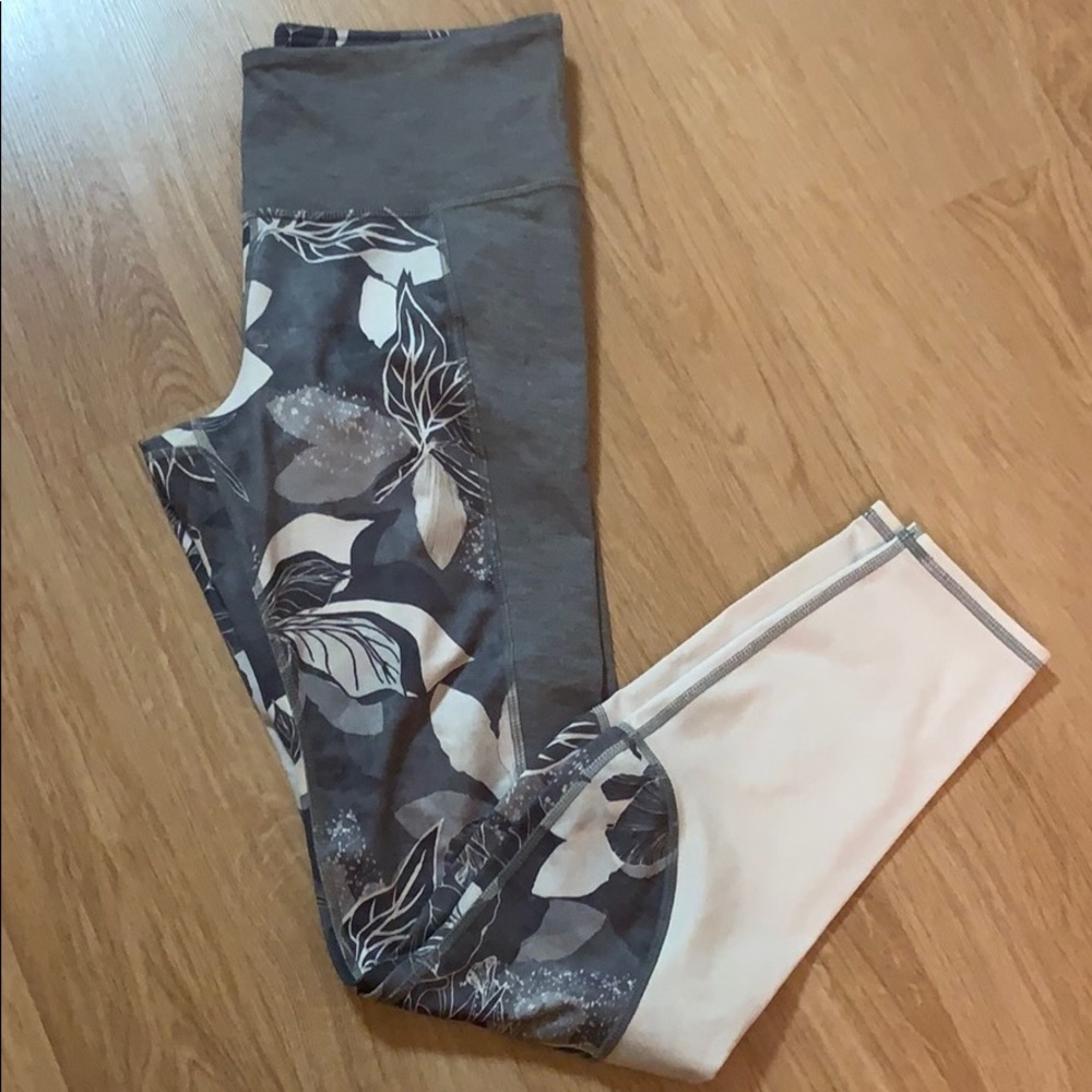 Athleta floral leggings Size S